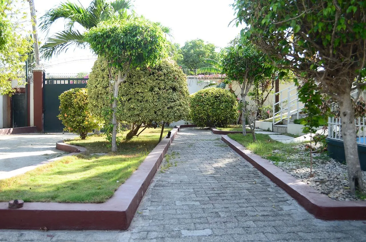 Mon Chez Moi Guest House Port-au-Prince 0*,  Haiti